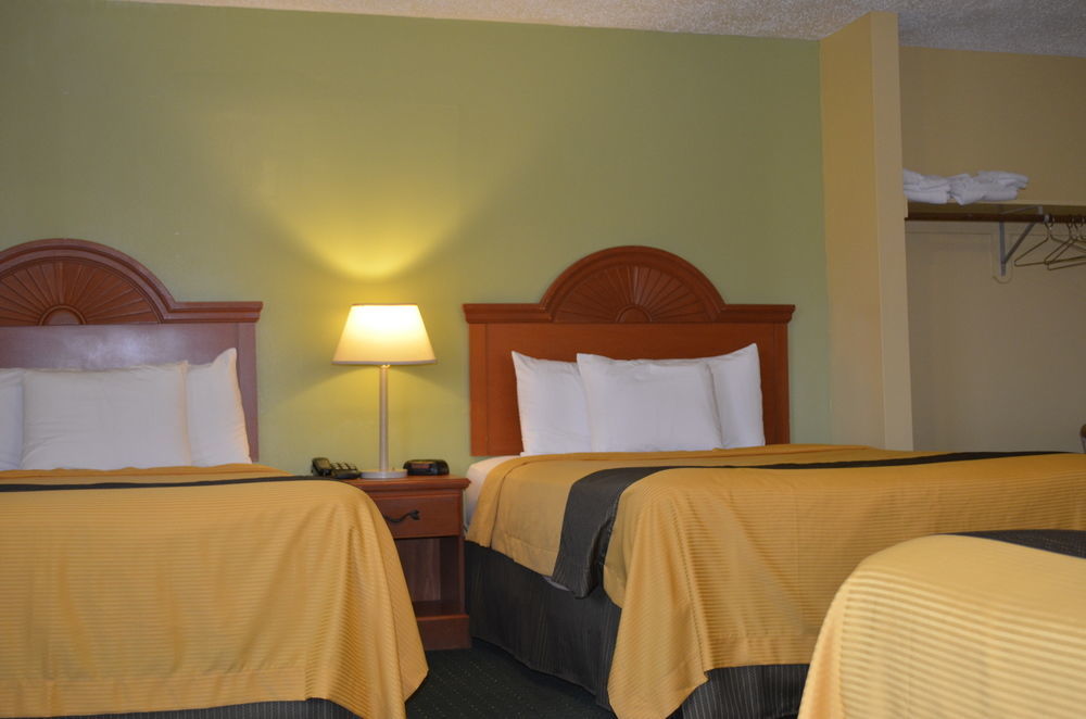 Budget Inn วิลเลียมส์วิลล์ ภายนอก รูปภาพ